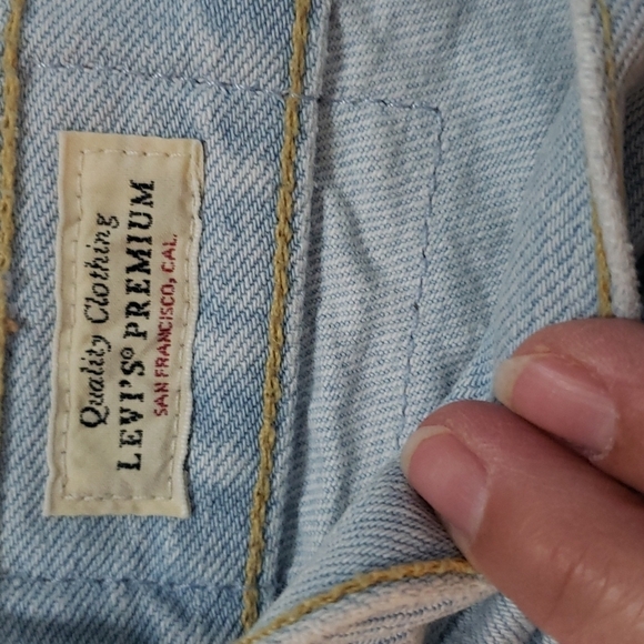 Levi's Wedgie Fit Jeans - Picture 8 of 11